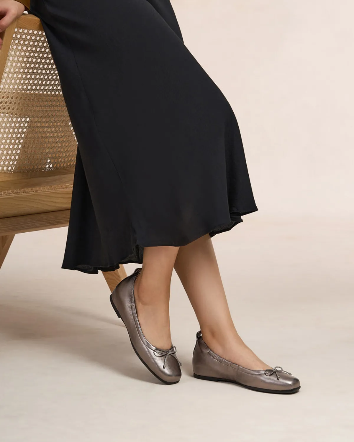 ABEO Cadence Bow Metatarsal-Women Standard | Service