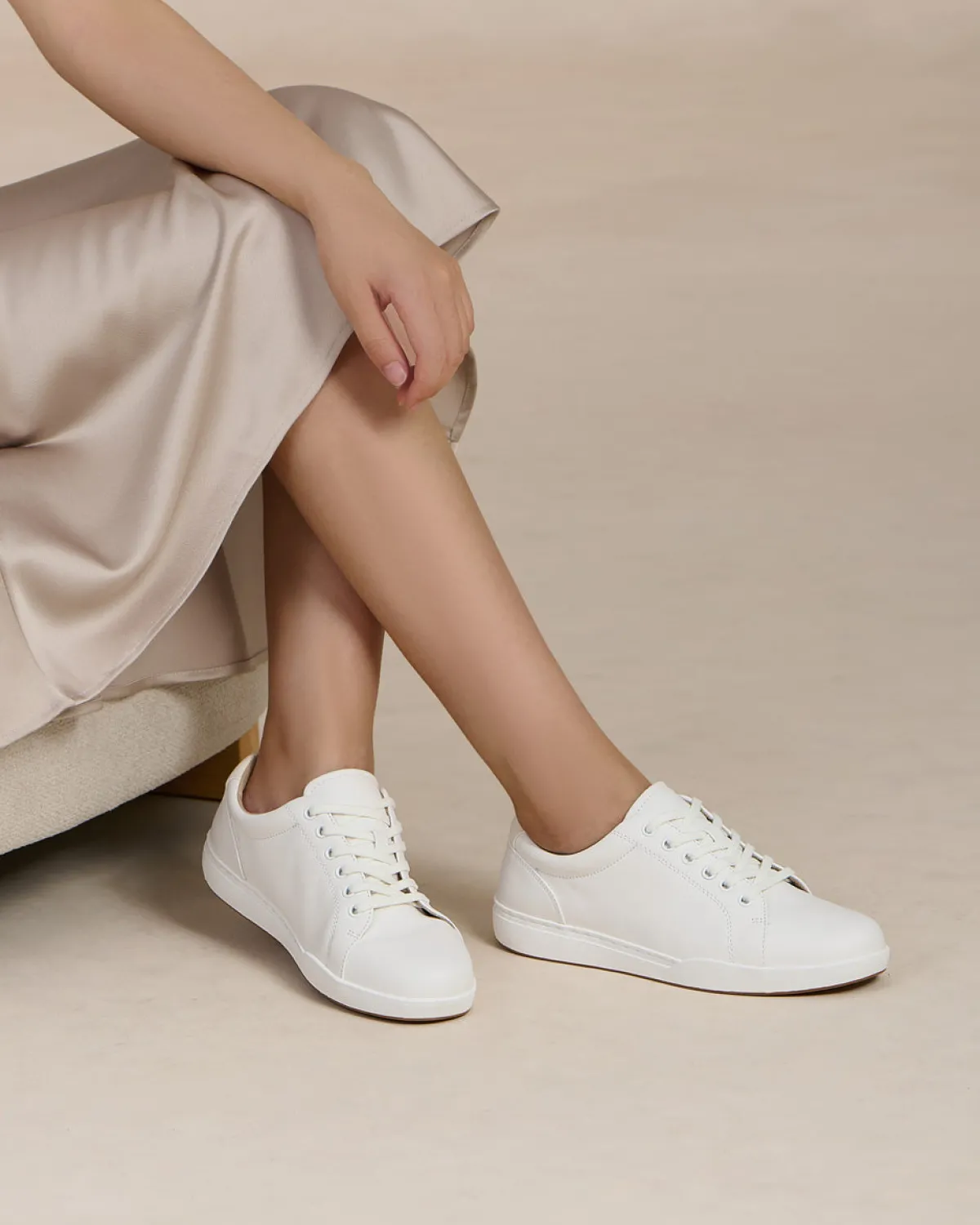 ABEO Encore Sneaker-Women Standard | Education
