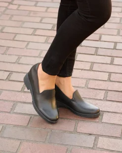 ABEO Horizon Slip On-Women Standard | Education