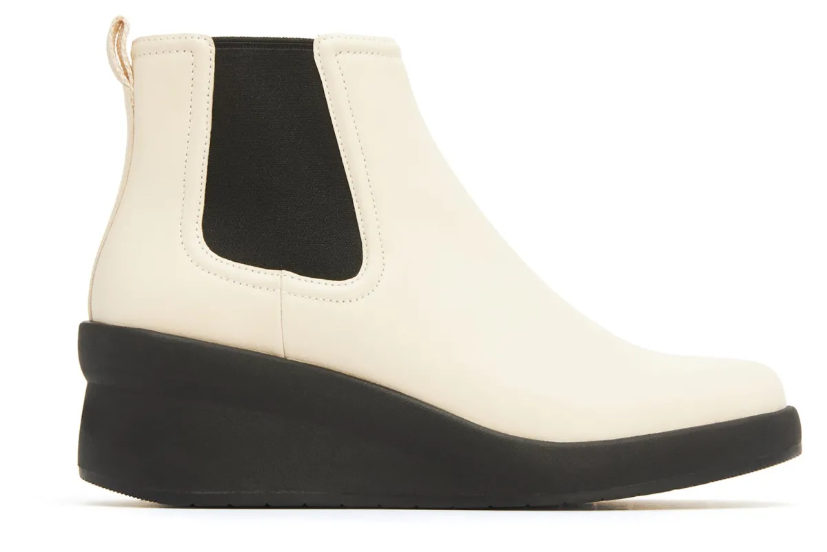 ABEO Passage Chelsea Metatarsal-Women Standard | Education