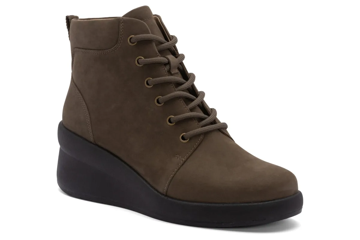 ABEO Passage Lace Up-Women Standard | Education