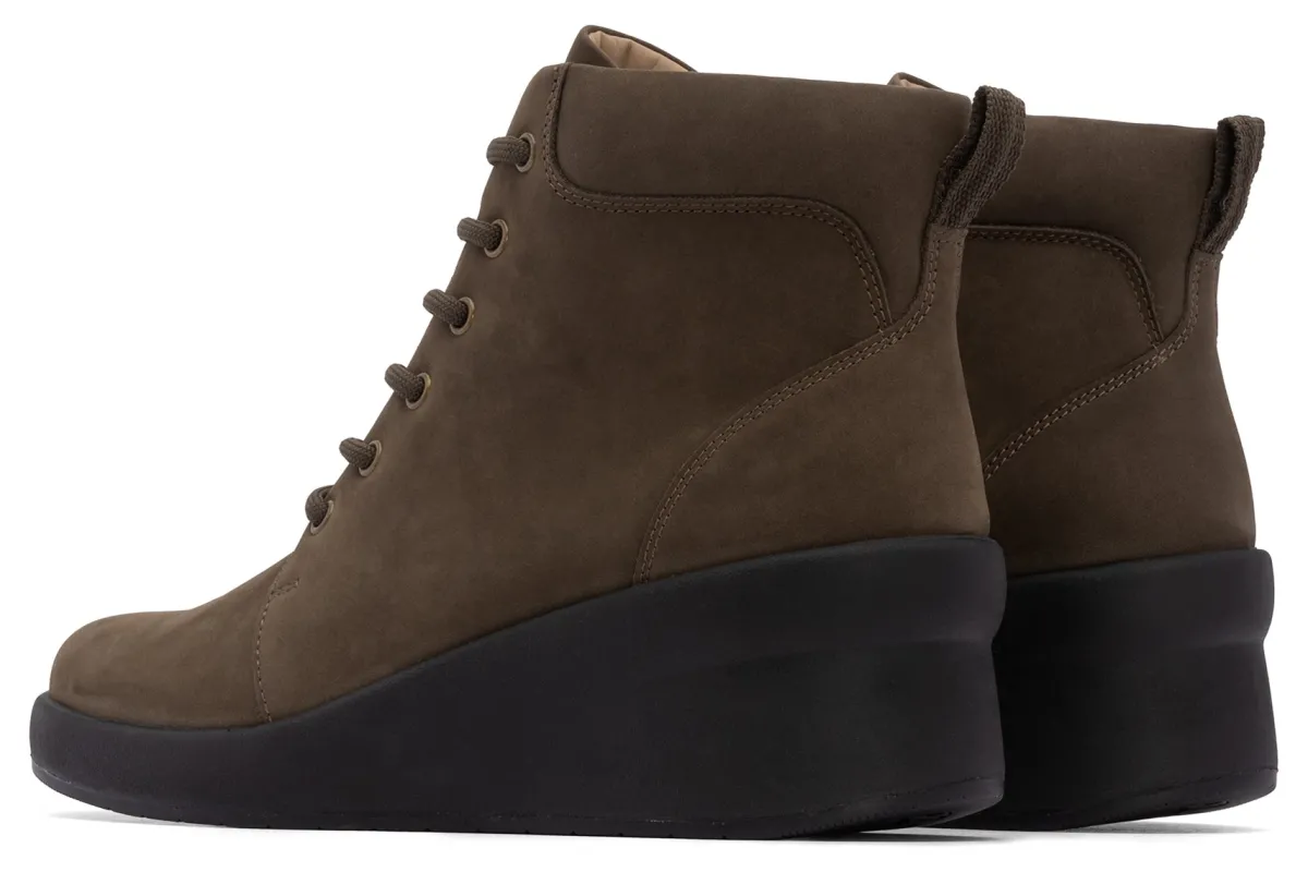 ABEO Passage Lace Up-Women Standard | Education