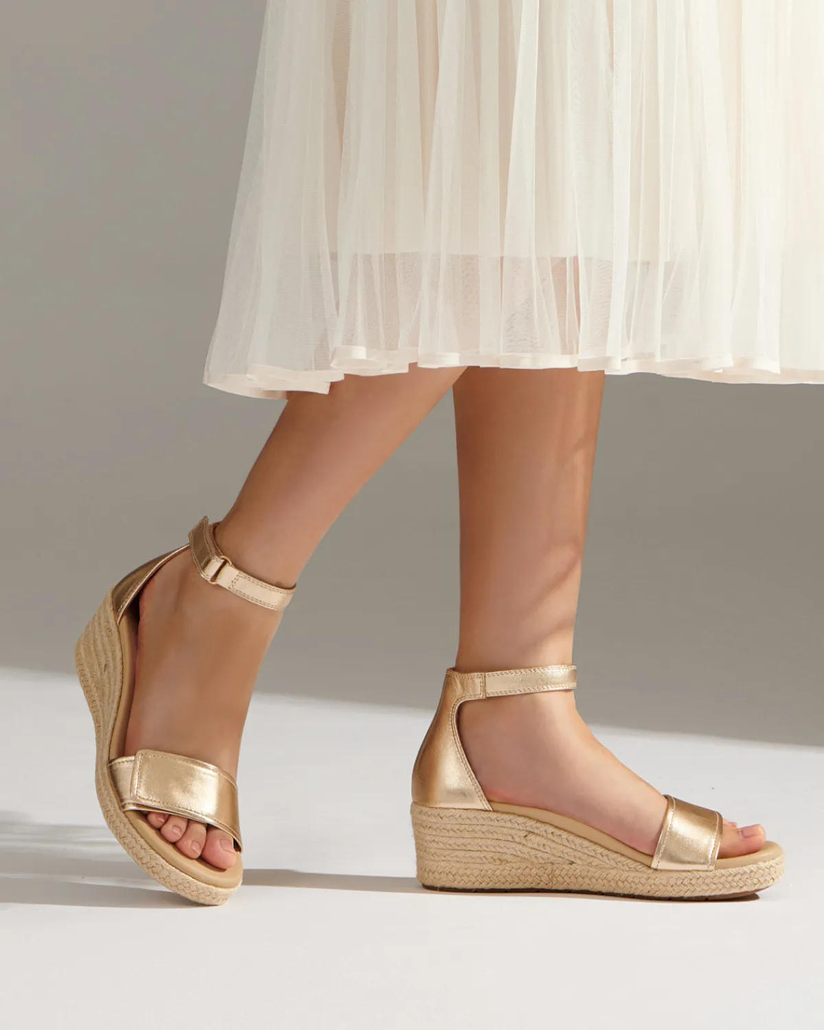ABEO Riviera Ankle Sandal Metatarsal-Women Standard | Education
