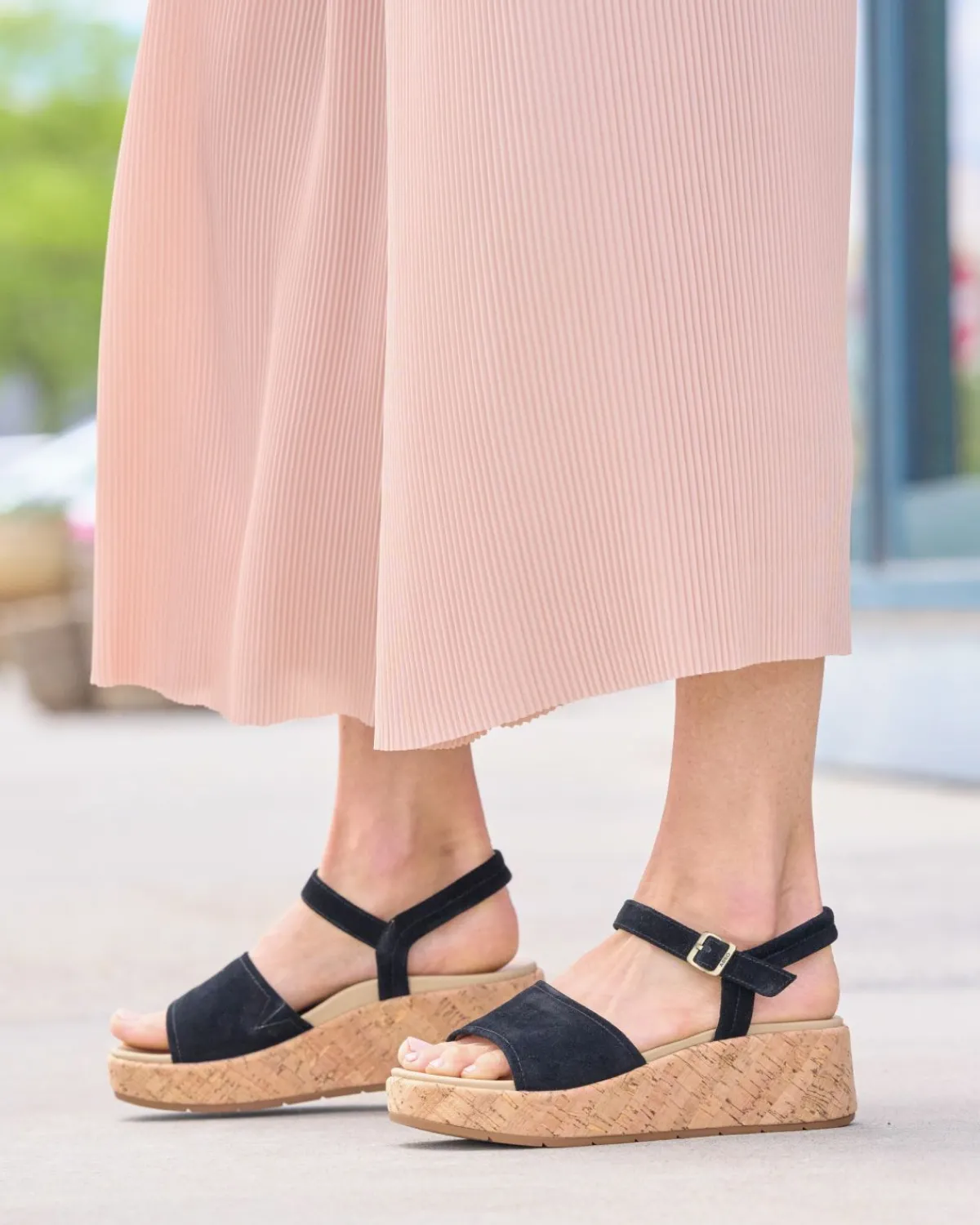 ABEO Solstice Buckle Sandal-Women Standard | Education