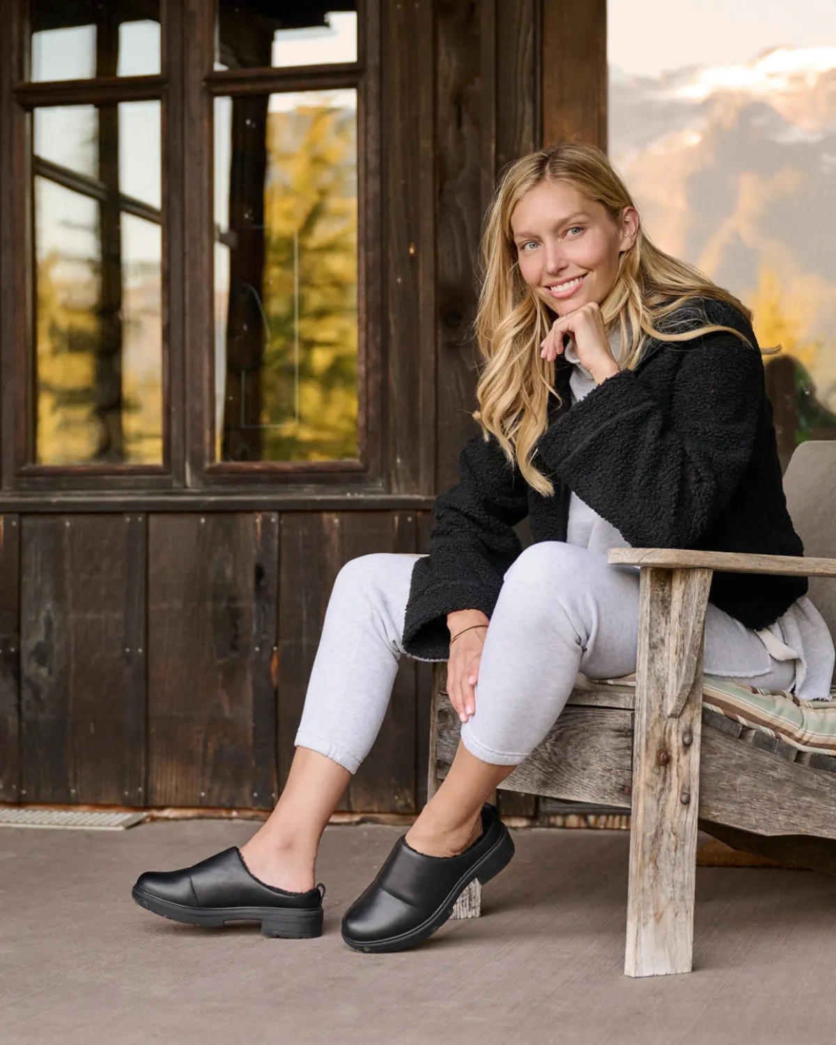 ABEO Vista Clog Metatarsal-Women Standard | Education
