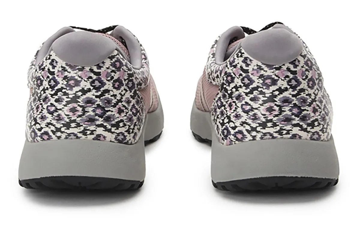 Alegria Traq Intent-Women Standard | Casual Shoes