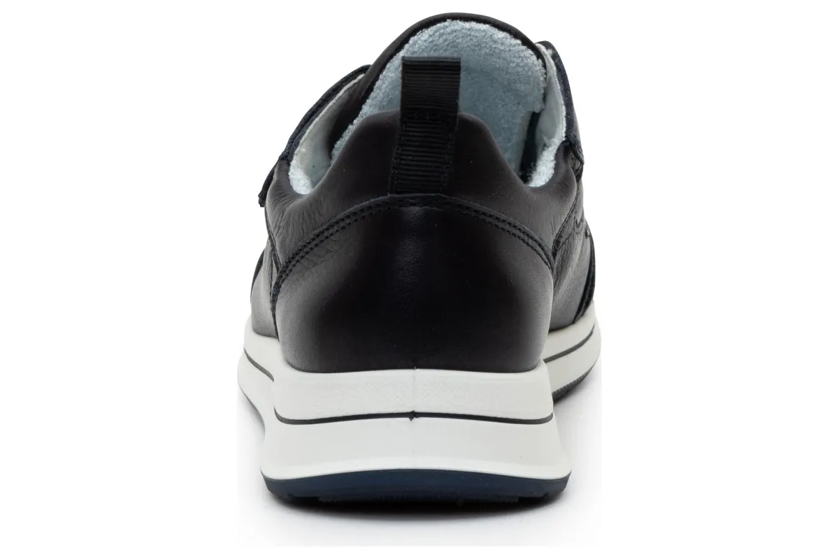 ara Oakland-Women Standard | Active