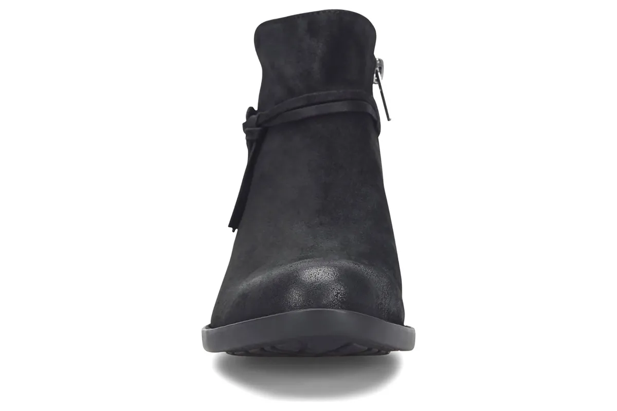 Born Kimmie-Women Standard | Casual Shoes