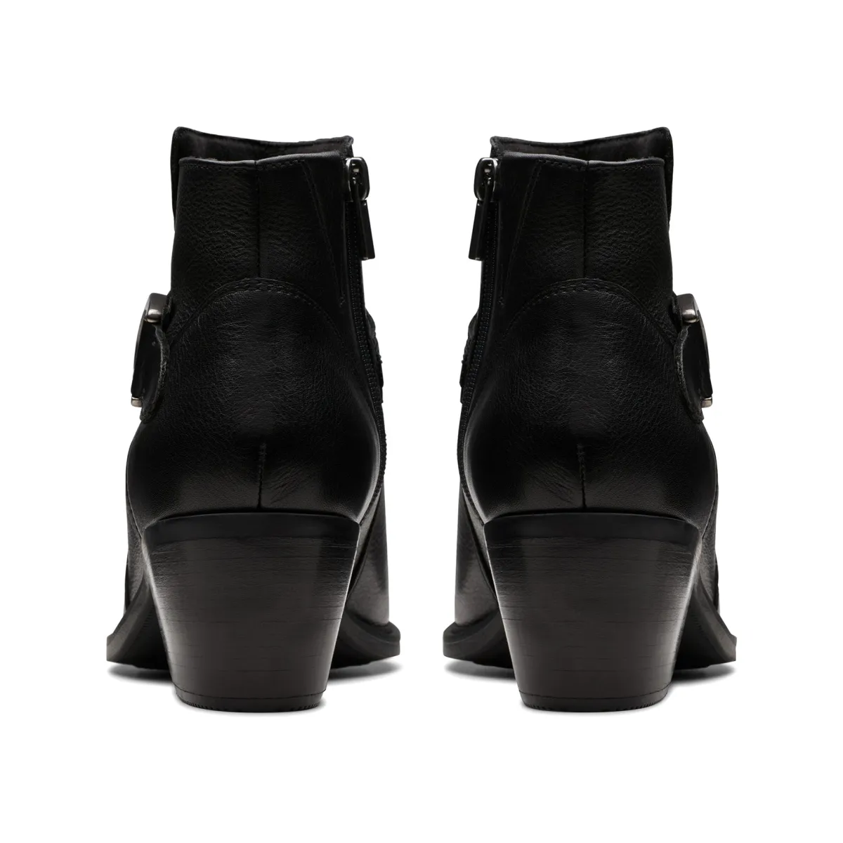 Clarks Neva Buckle-Women Wide | Standard