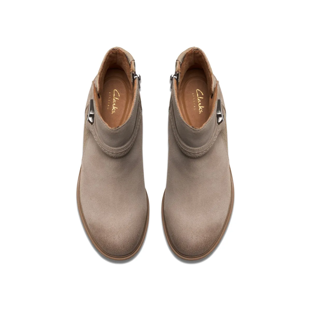 Clarks Neva Buckle-Women Wide | Standard