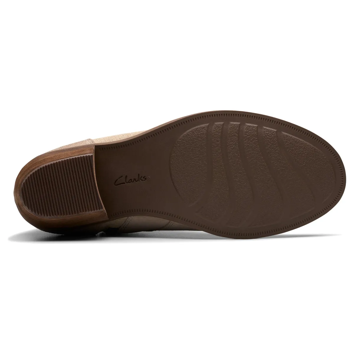 Clarks Neva Buckle-Women Wide | Standard