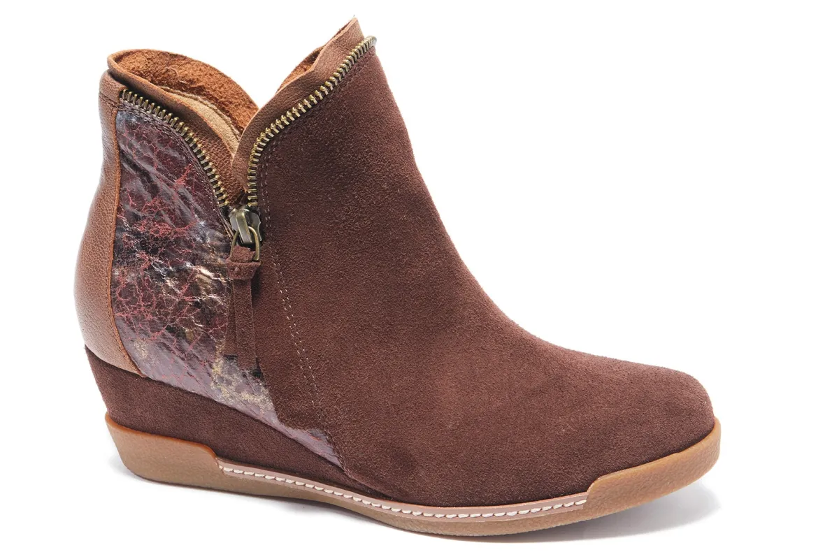 Halsa Footwear Dana-Women Standard | Wide