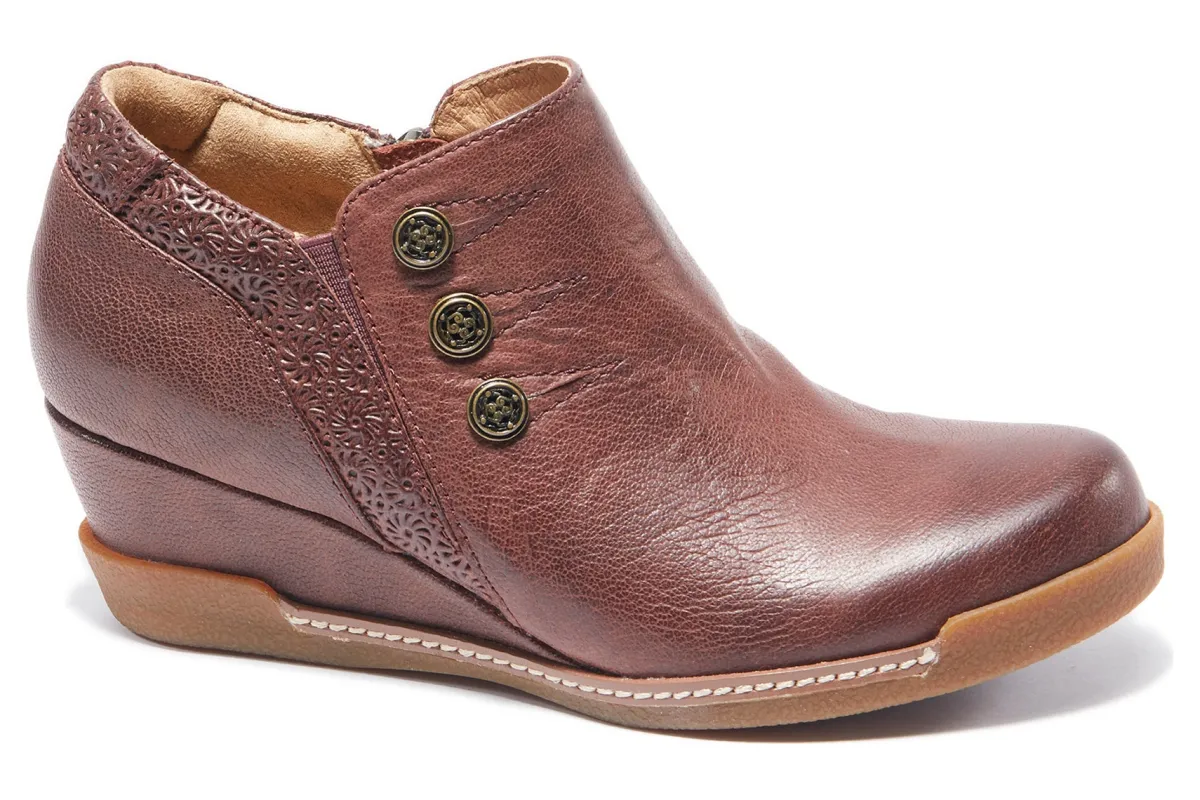 Halsa Footwear Devina-Women Standard | Wide