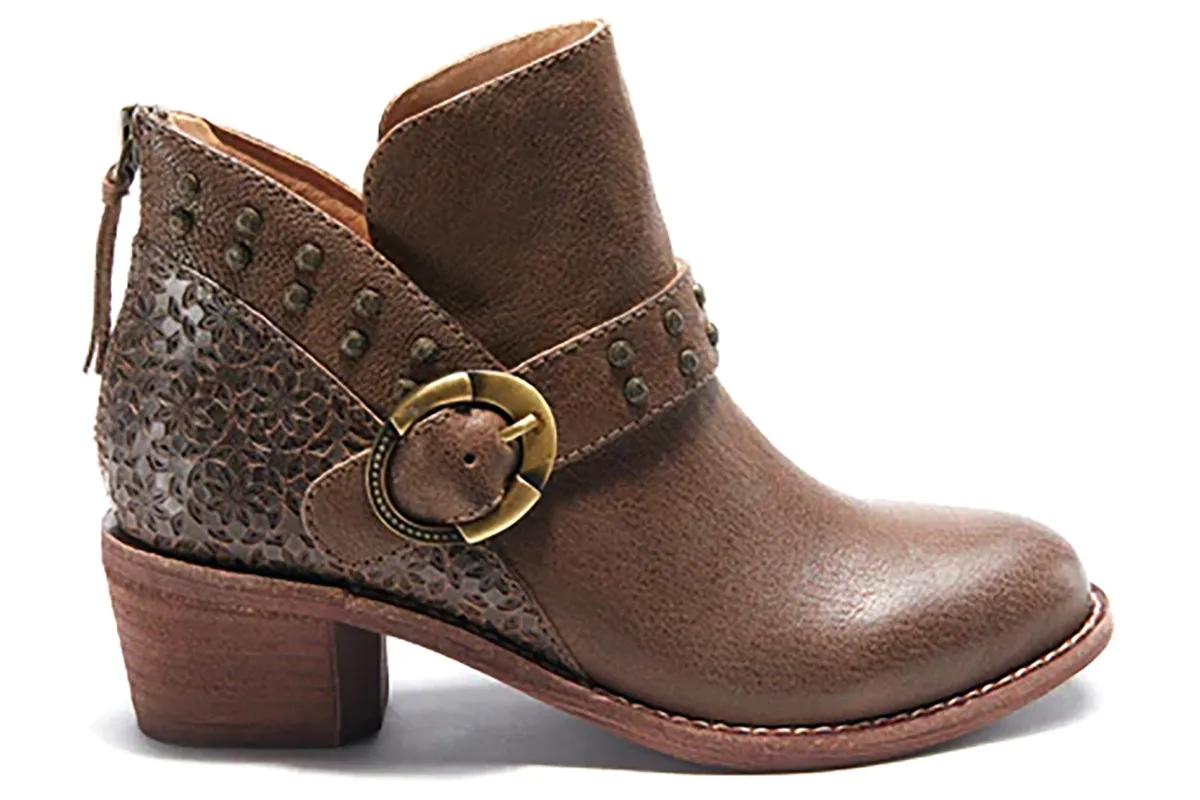 Halsa Footwear Melania-Women Standard | Wide
