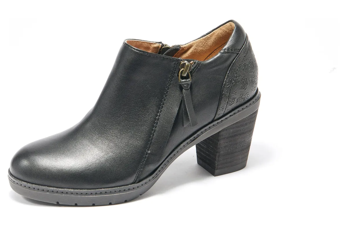 Halsa Footwear Rylee-Women Standard | Wide