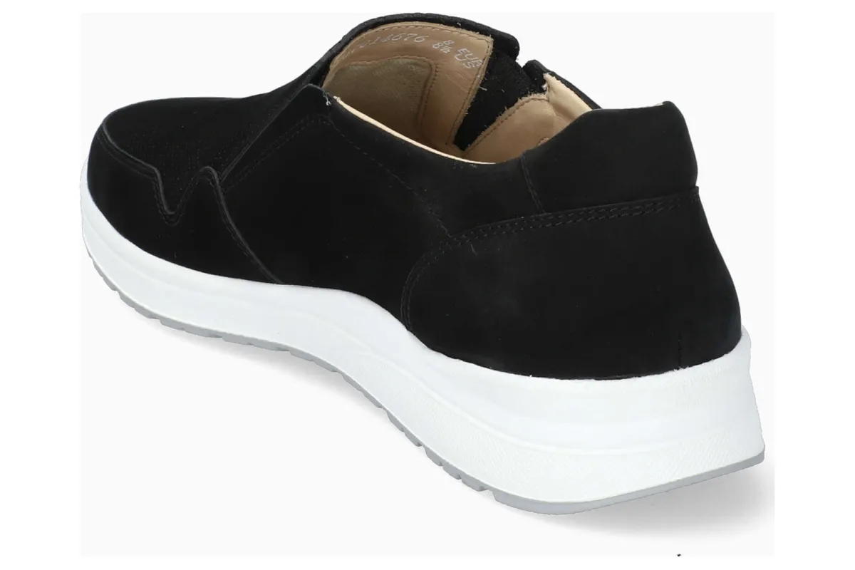 Mephisto Valter- Medium | Travel