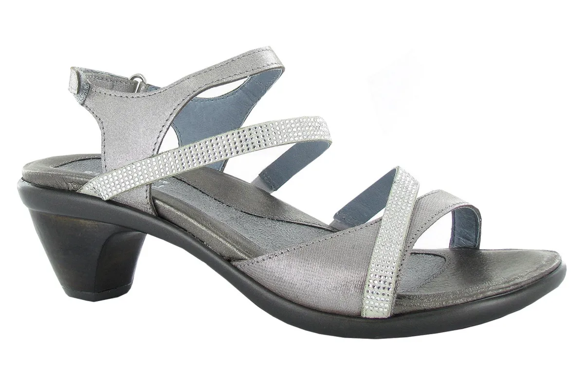 Naot Innovate-Women Standard | Office