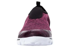 Propet Travelactiv Slip On-Women Standard | Extra Wide