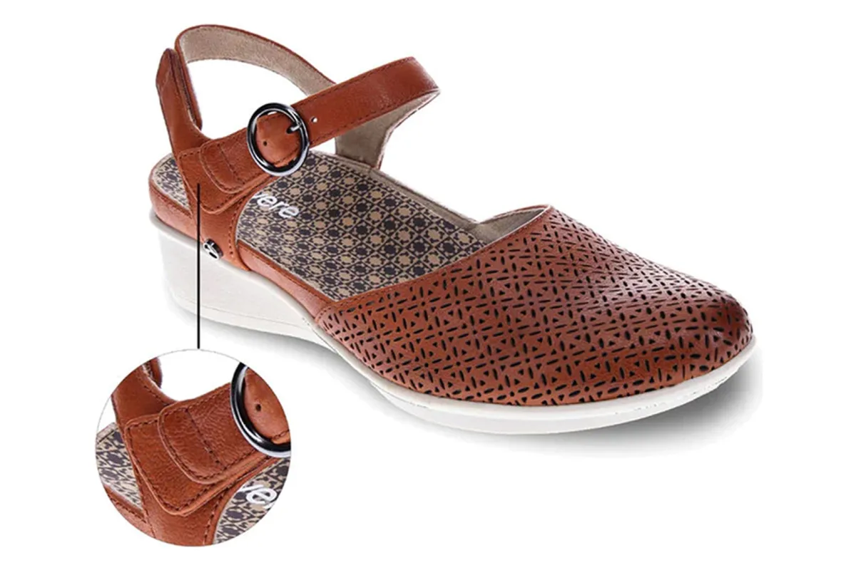 Revere Calabria-Women Standard | Wide