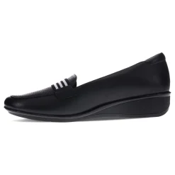 Revere Monte Carlo-Women Wide | Standard