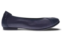 Revere Nairobi-Women Standard | Wide