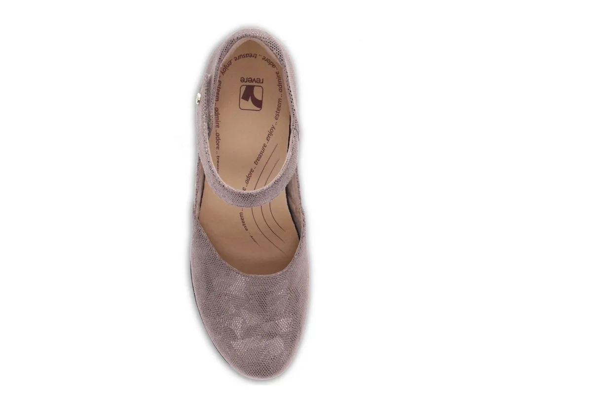 Revere Osaka-Women Wide | Standard