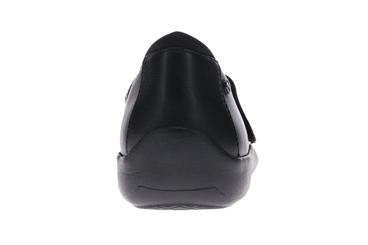 Revere Timaru-Women Wide | Standard