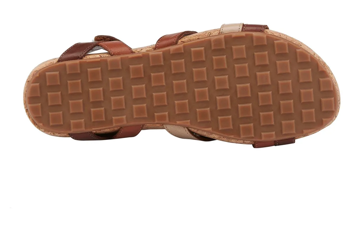 Ros Hommerson Pool-Women Wide | Standard