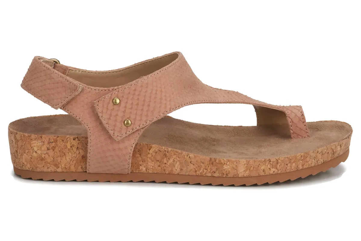 Ros Hommerson Preston-Women Wide | Standard