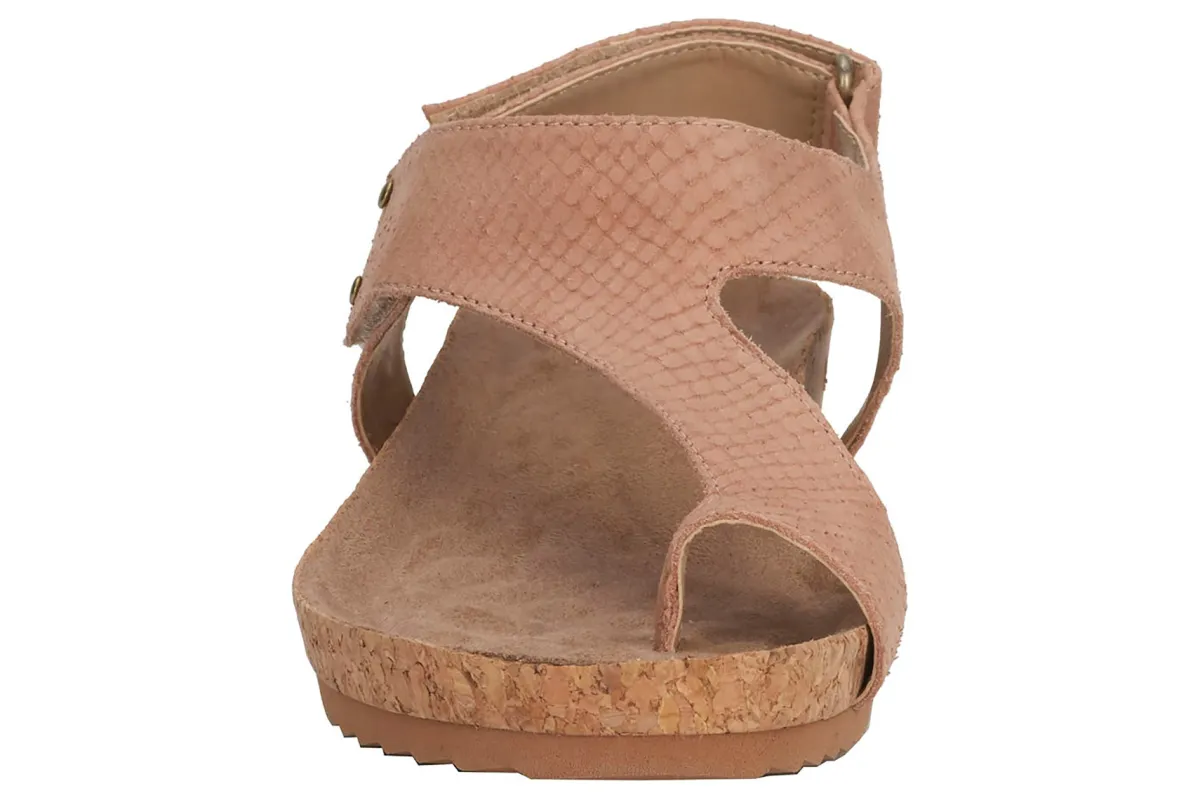 Ros Hommerson Preston-Women Wide | Standard