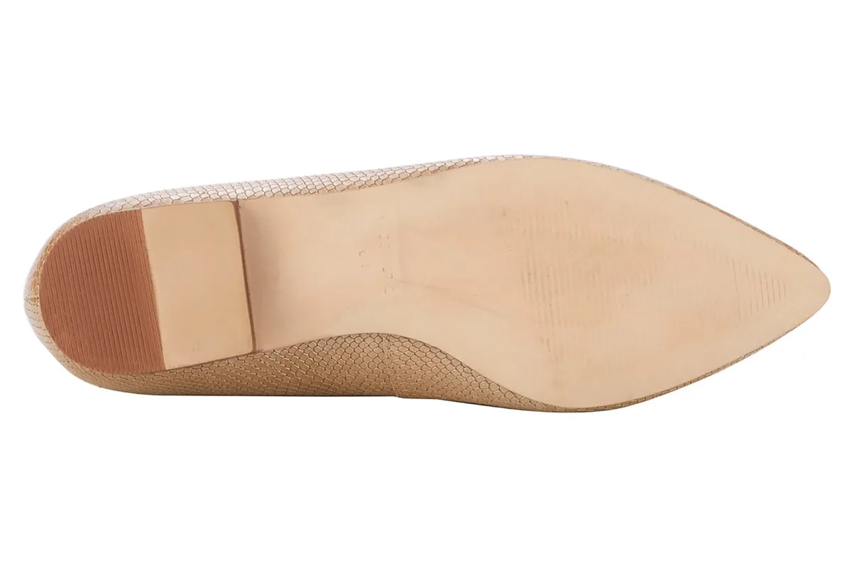 Ros Hommerson Reece-Women Wide | Standard