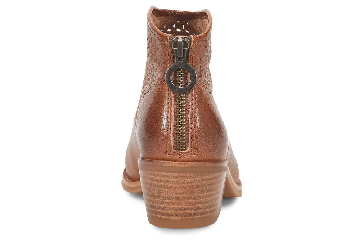 Sofft Aisley Perf-Women Standard | Education