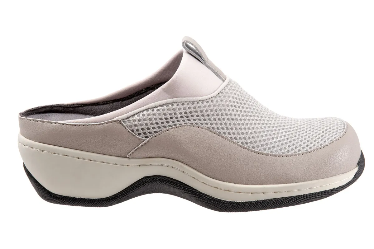 Softwalk Aberdeen-Women Standard | Wide