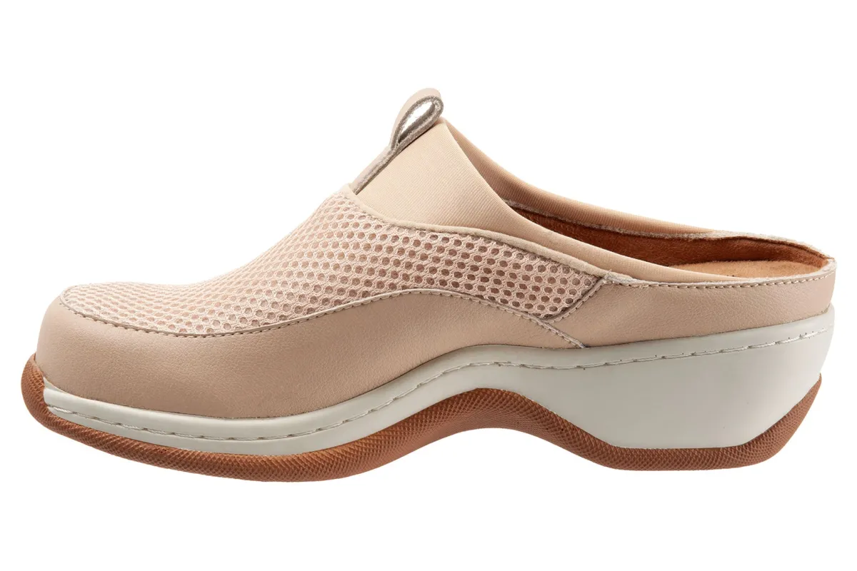 Softwalk Aberdeen-Women Standard | Wide