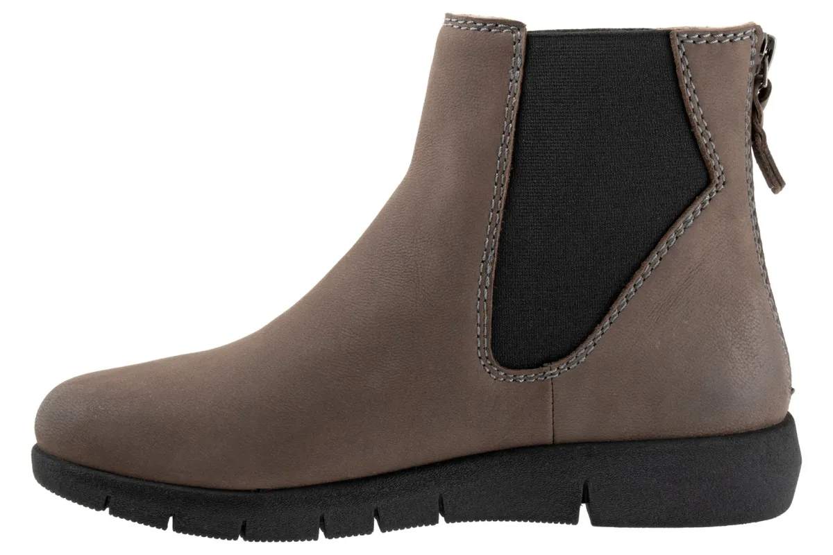 Softwalk Albany-Women Wide | Narrow