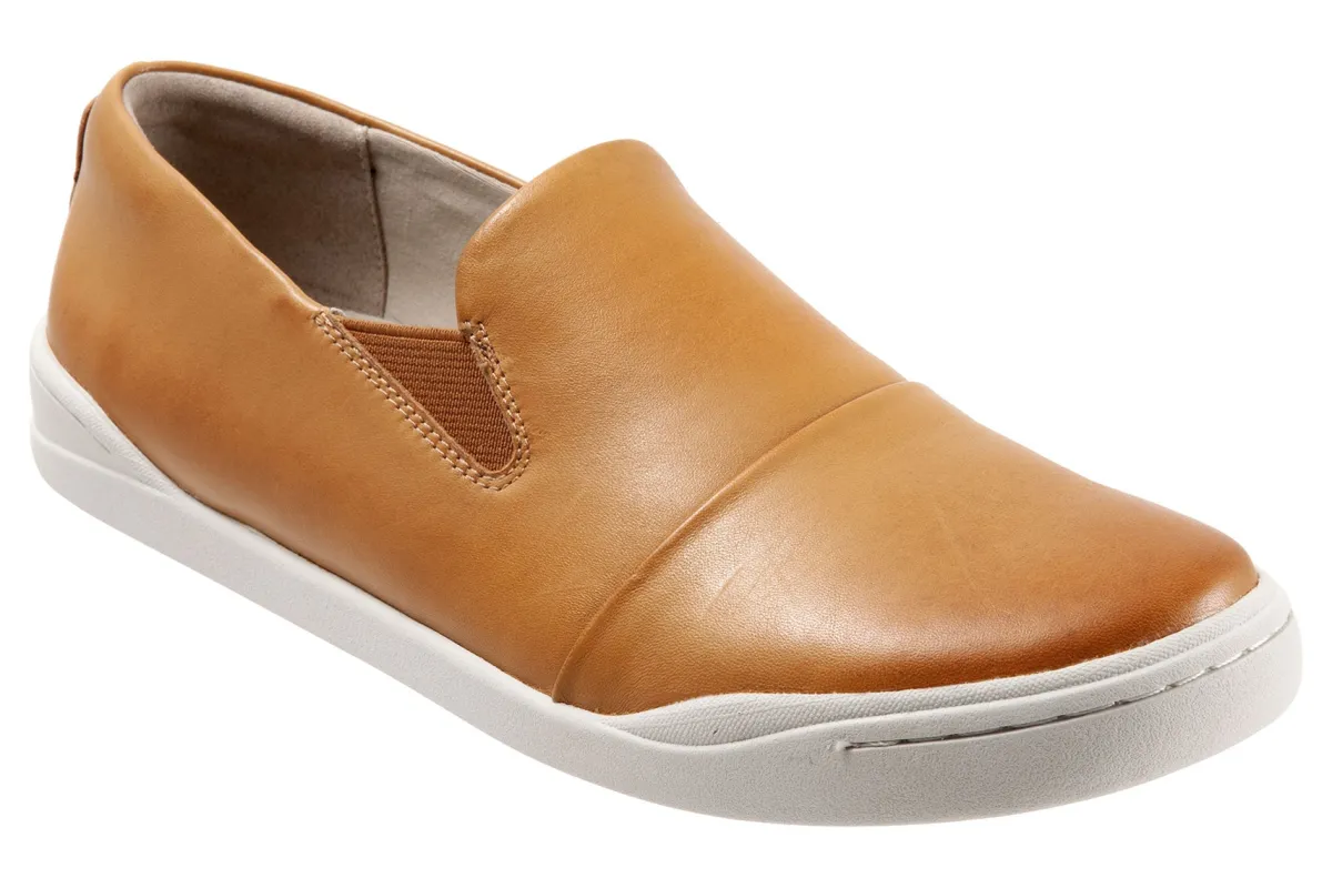 Softwalk Alexandria-Women Standard | Wide
