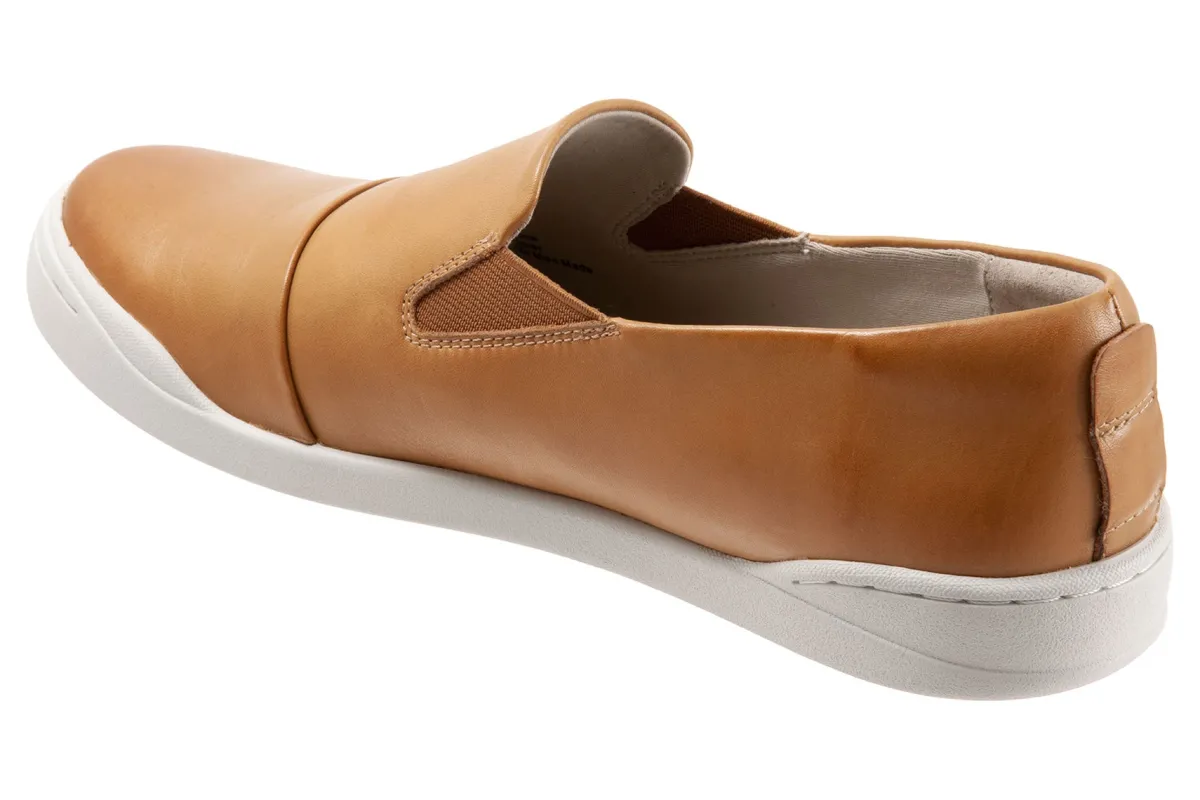 Softwalk Alexandria-Women Standard | Wide