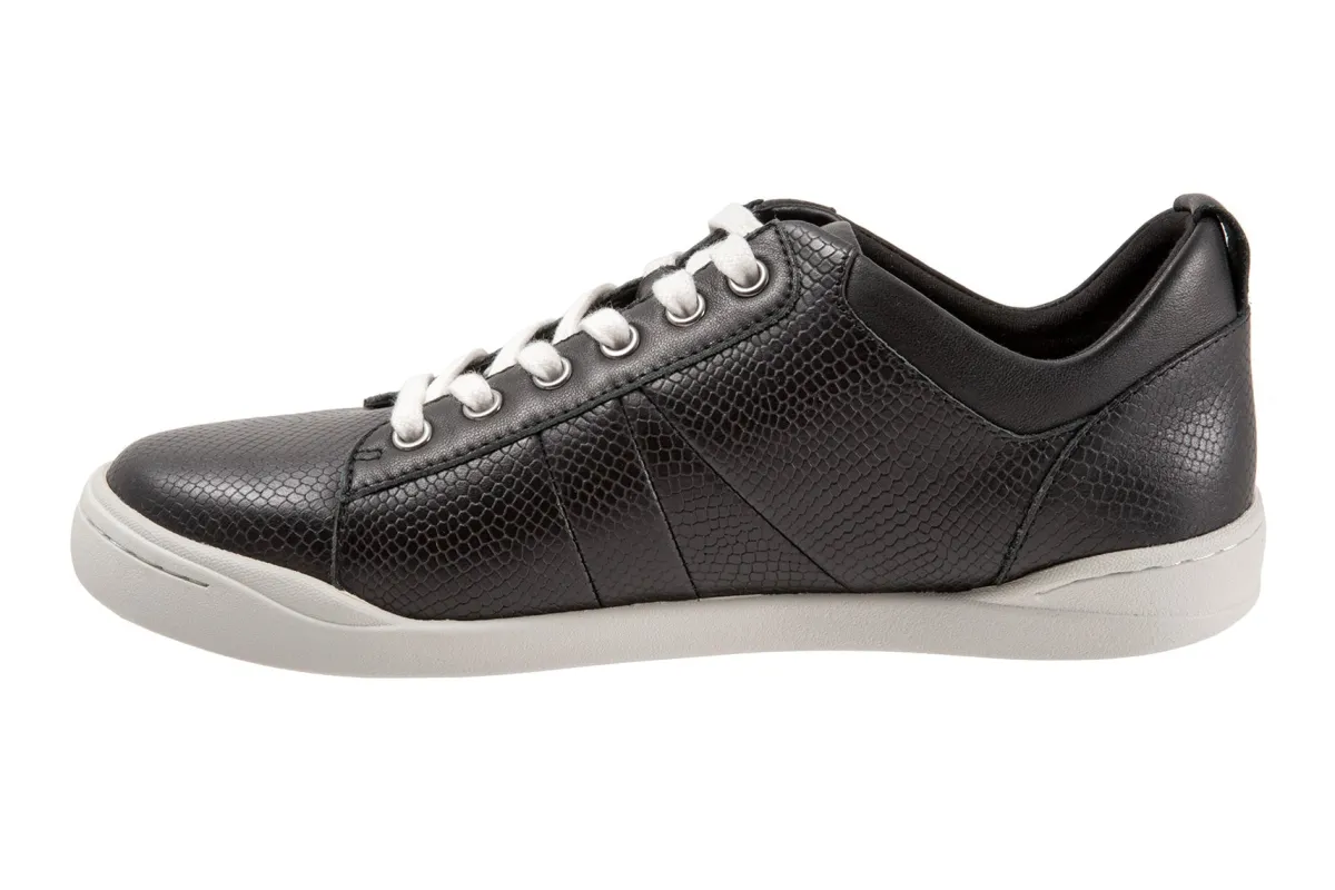 Softwalk Athens-Women Standard | Wide