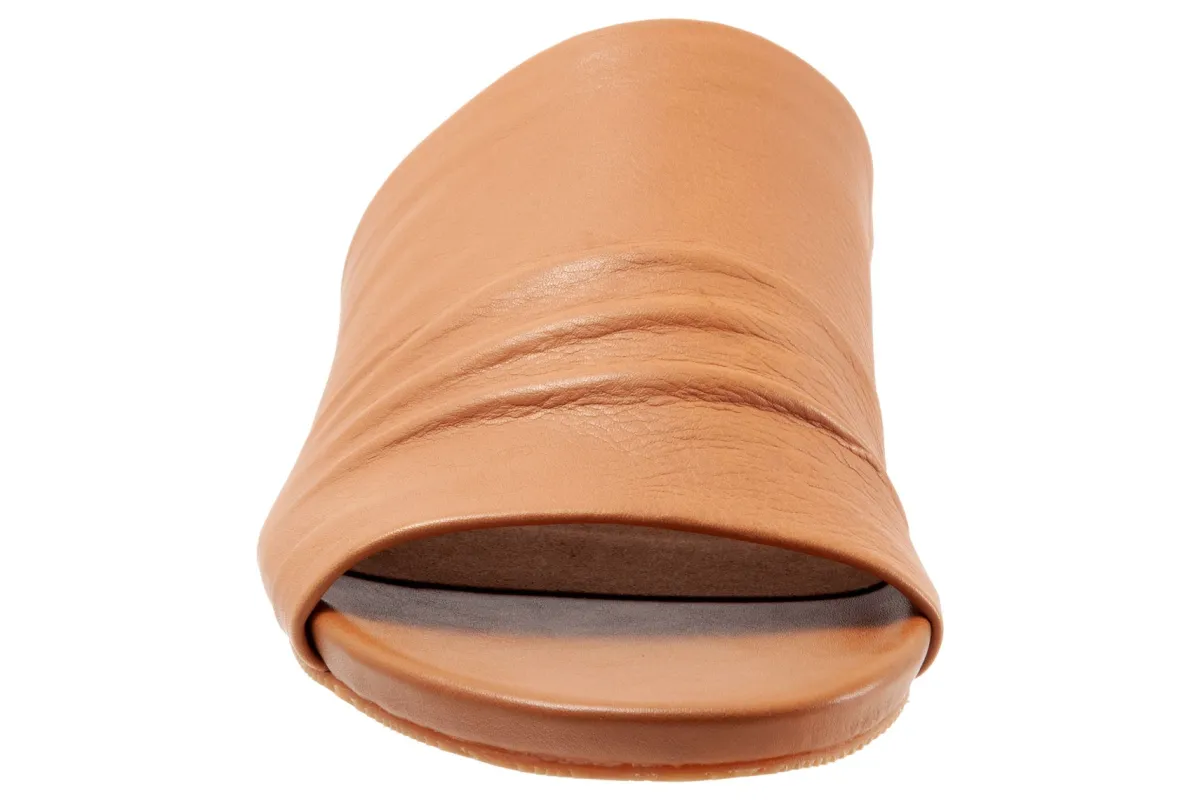 Softwalk Camano-Women Standard | Wide