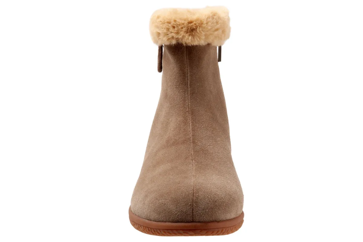 Softwalk Helena-Women Standard | Extra Wide