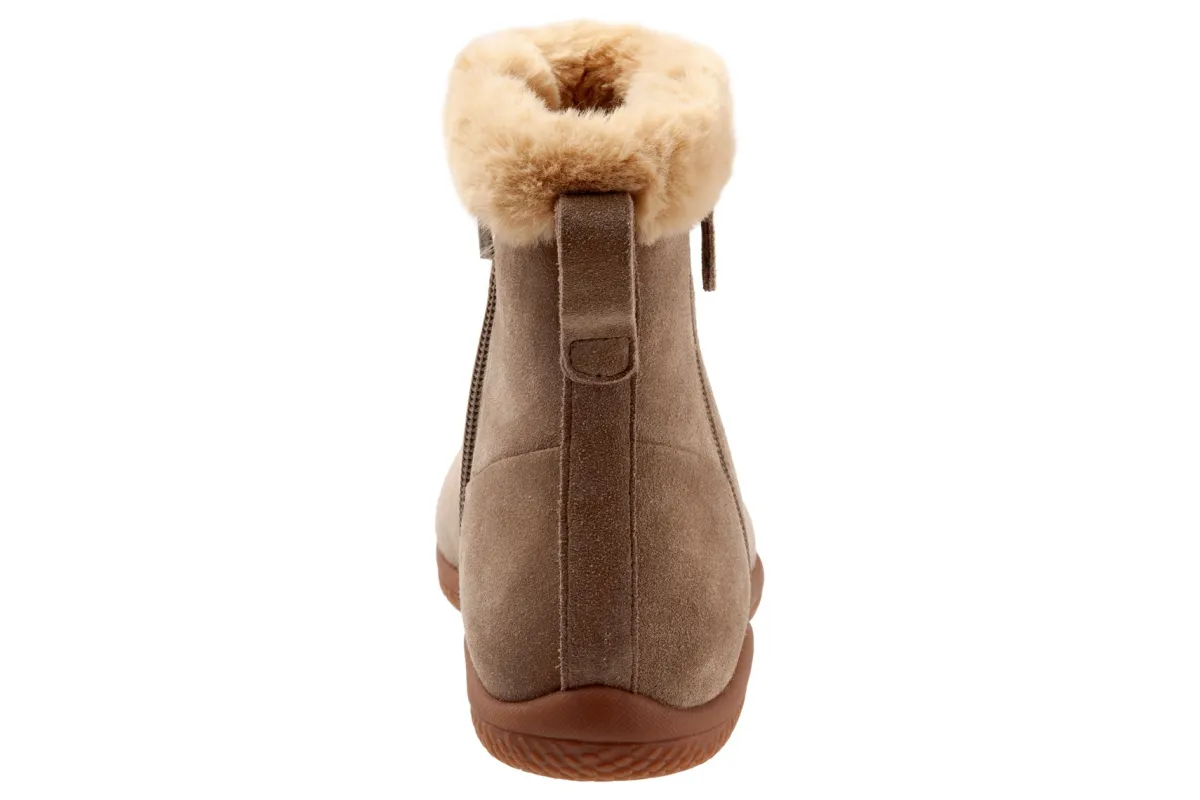 Softwalk Helena-Women Standard | Extra Wide