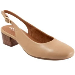 Softwalk Largo-Women Wide | Standard