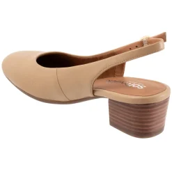 Softwalk Largo-Women Wide | Standard