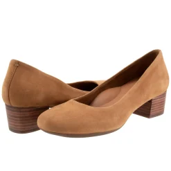 Softwalk Lynn-Women Wide | Standard