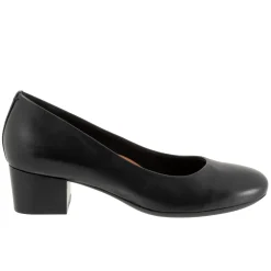 Softwalk Lynn-Women Wide | Standard