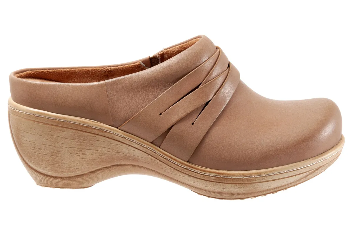 Softwalk Mackay-Women Narrow | Clogs