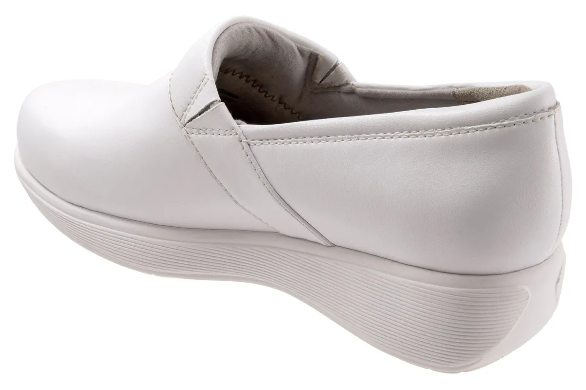 Softwalk Meredith Sport-Women Standard | Clogs