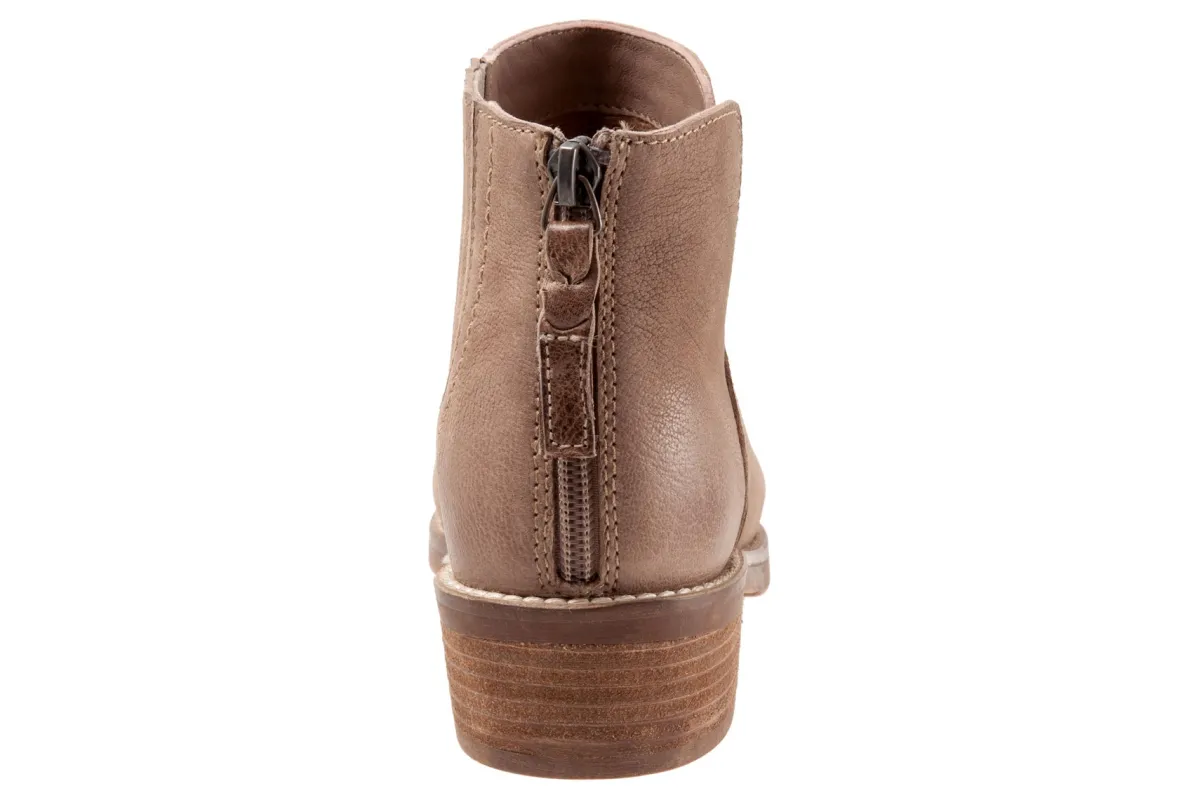 Softwalk Ramona-Women Wide | Narrow