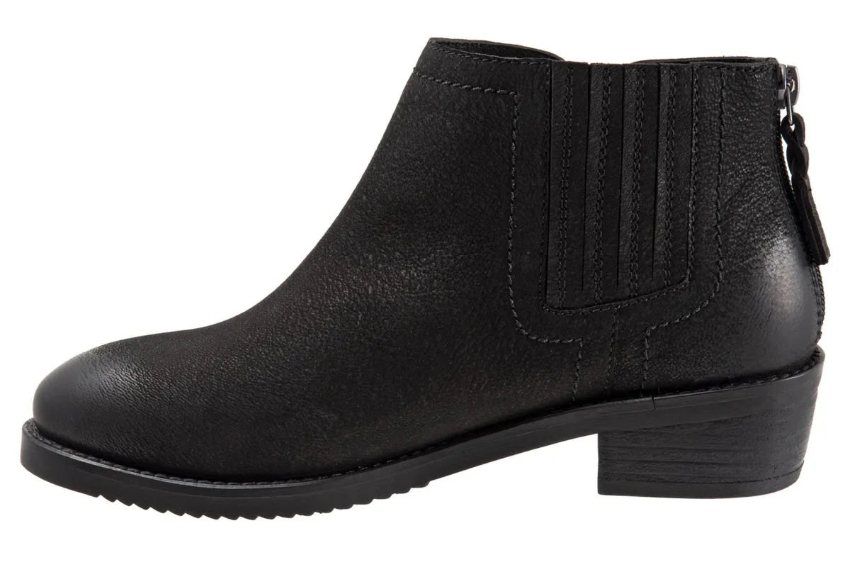 Softwalk Ramona-Women Wide | Narrow