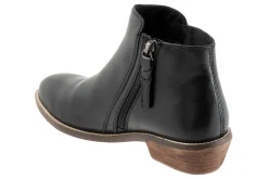Softwalk Rocklin 2.0-Women Wide | Standard
